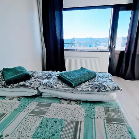 Sky High Living - Spacious With Panoramic View Apartment *